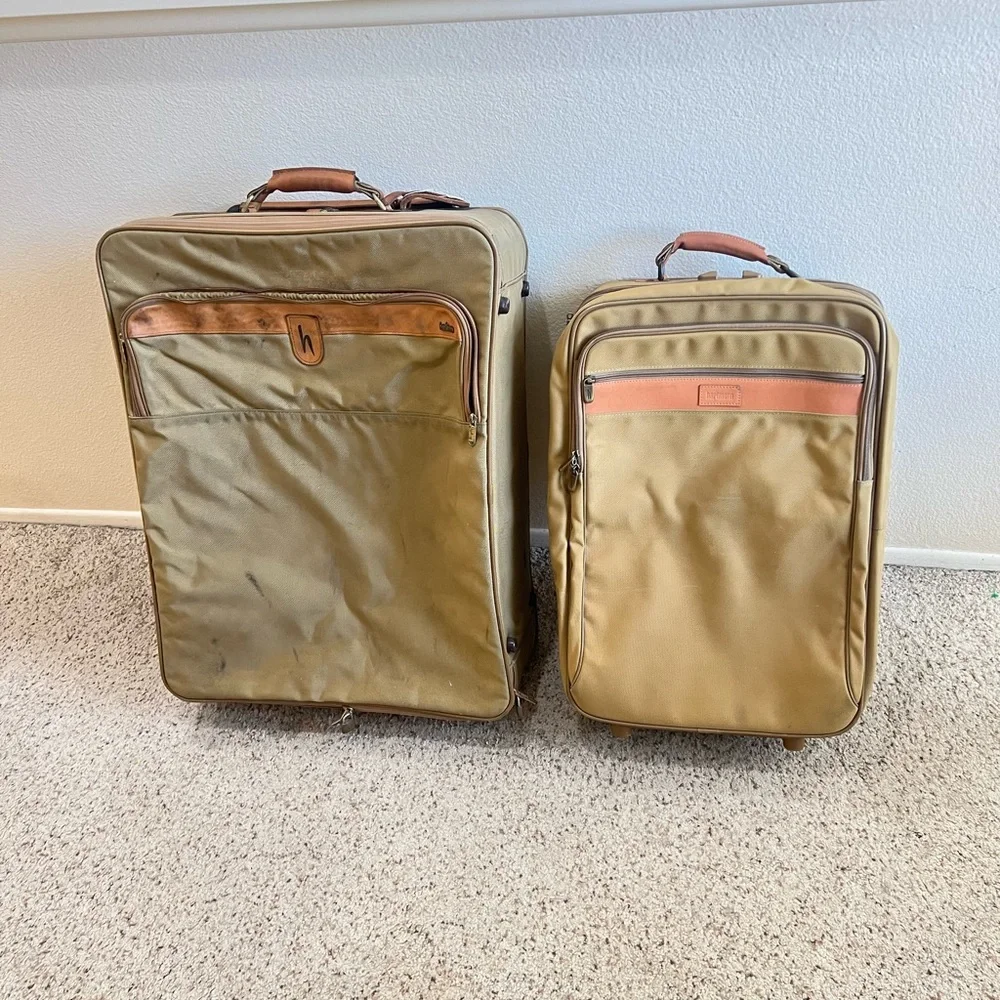 HARTMANN Nylon Leather trim Travel Luggage CarryOn Bag Travel two‎ read bellow